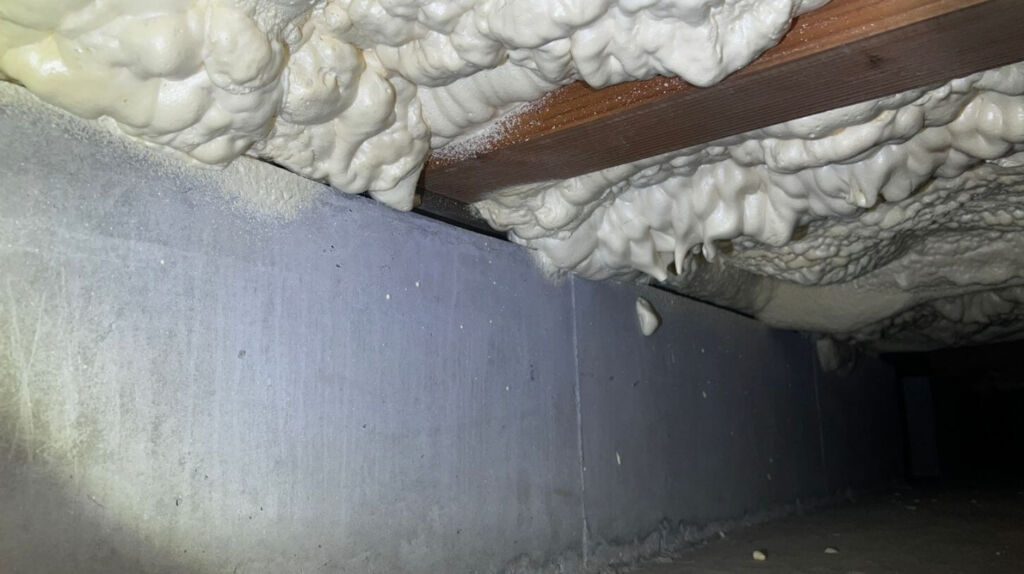 通気口を塞いだウレタン